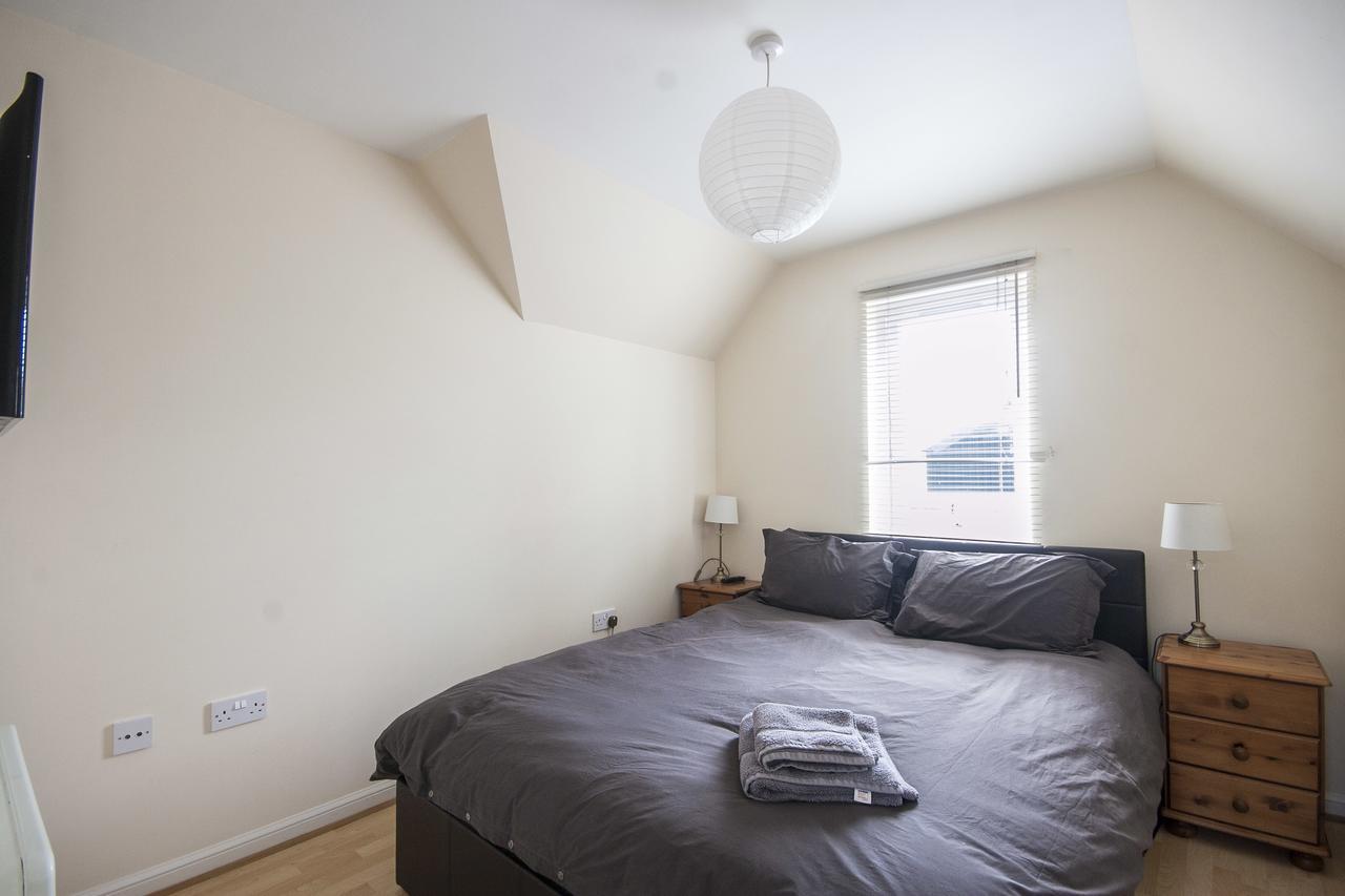 7 Varis Apartments Forres Bagian luar foto